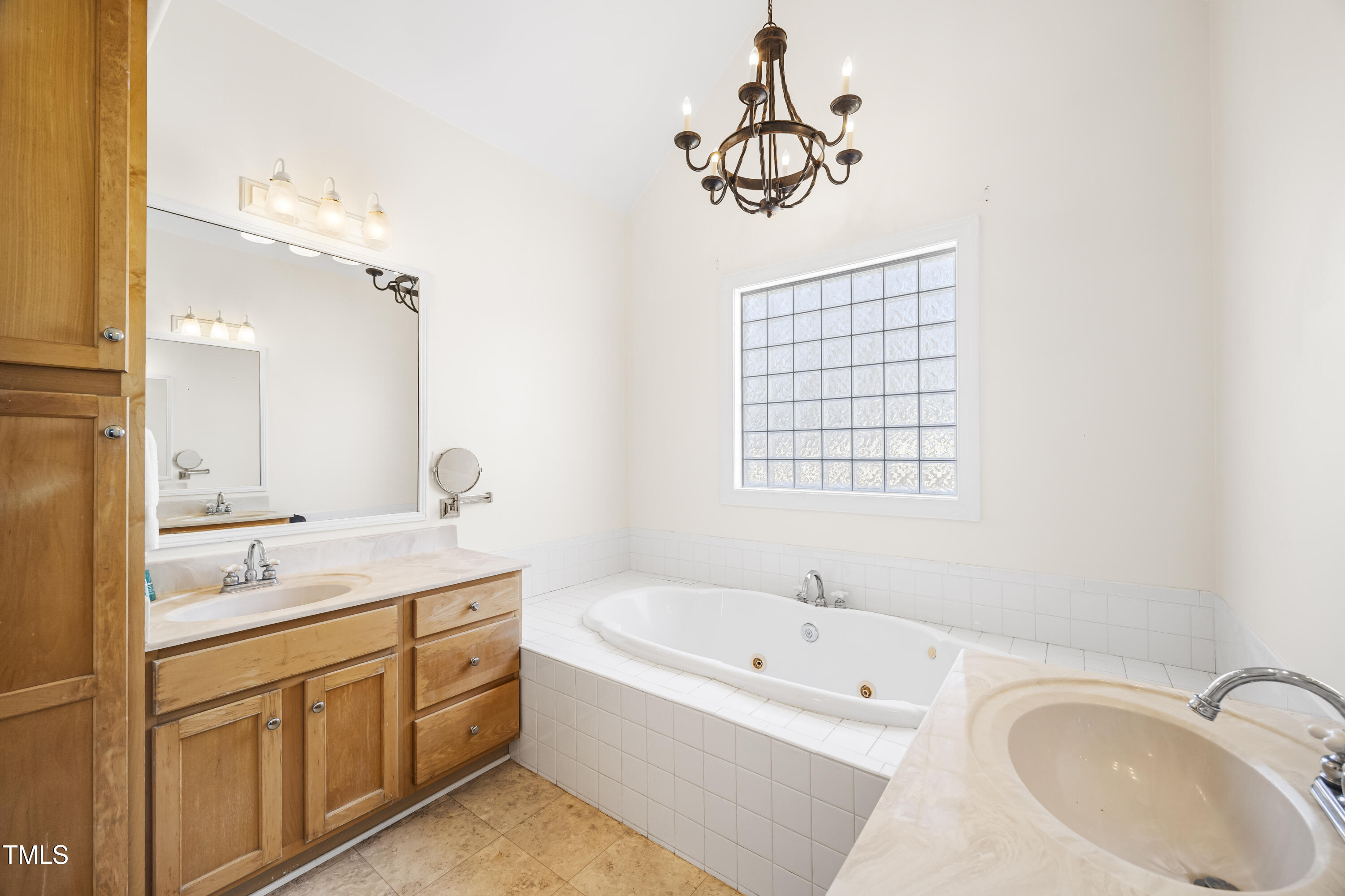 3337 Scarlet Oak Drive Property Photo 10