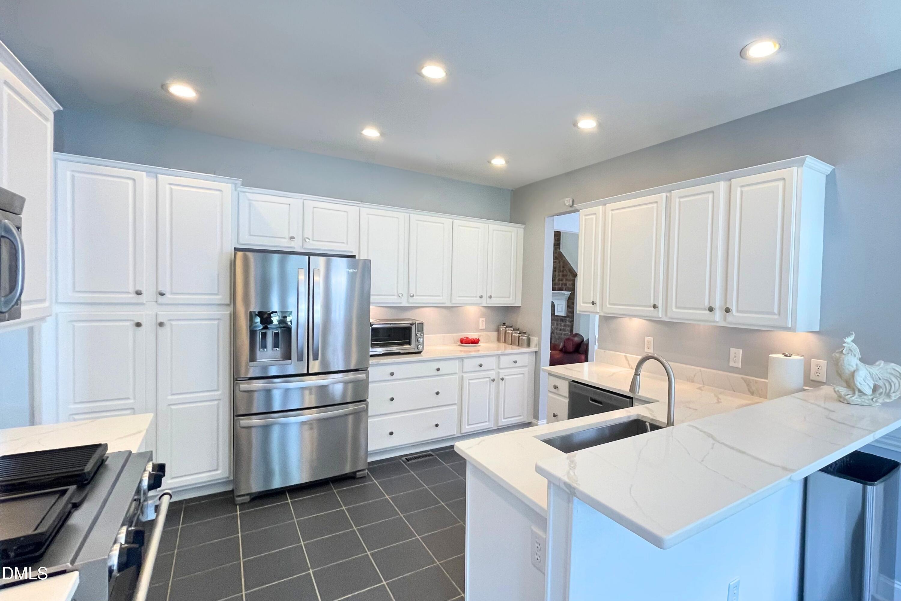3337 Scarlet Oak Drive Property Photo 18