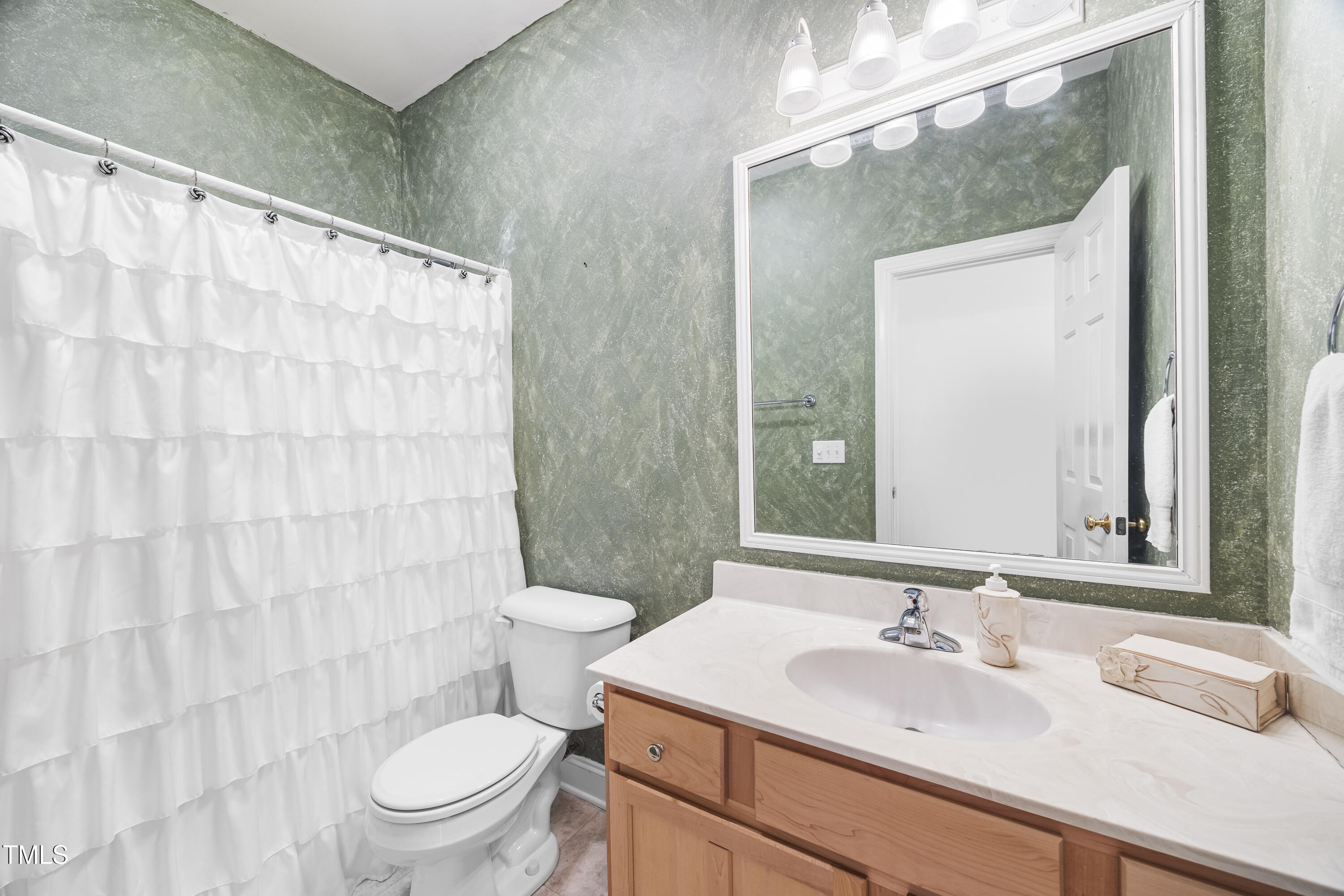 3337 Scarlet Oak Drive Property Photo 24