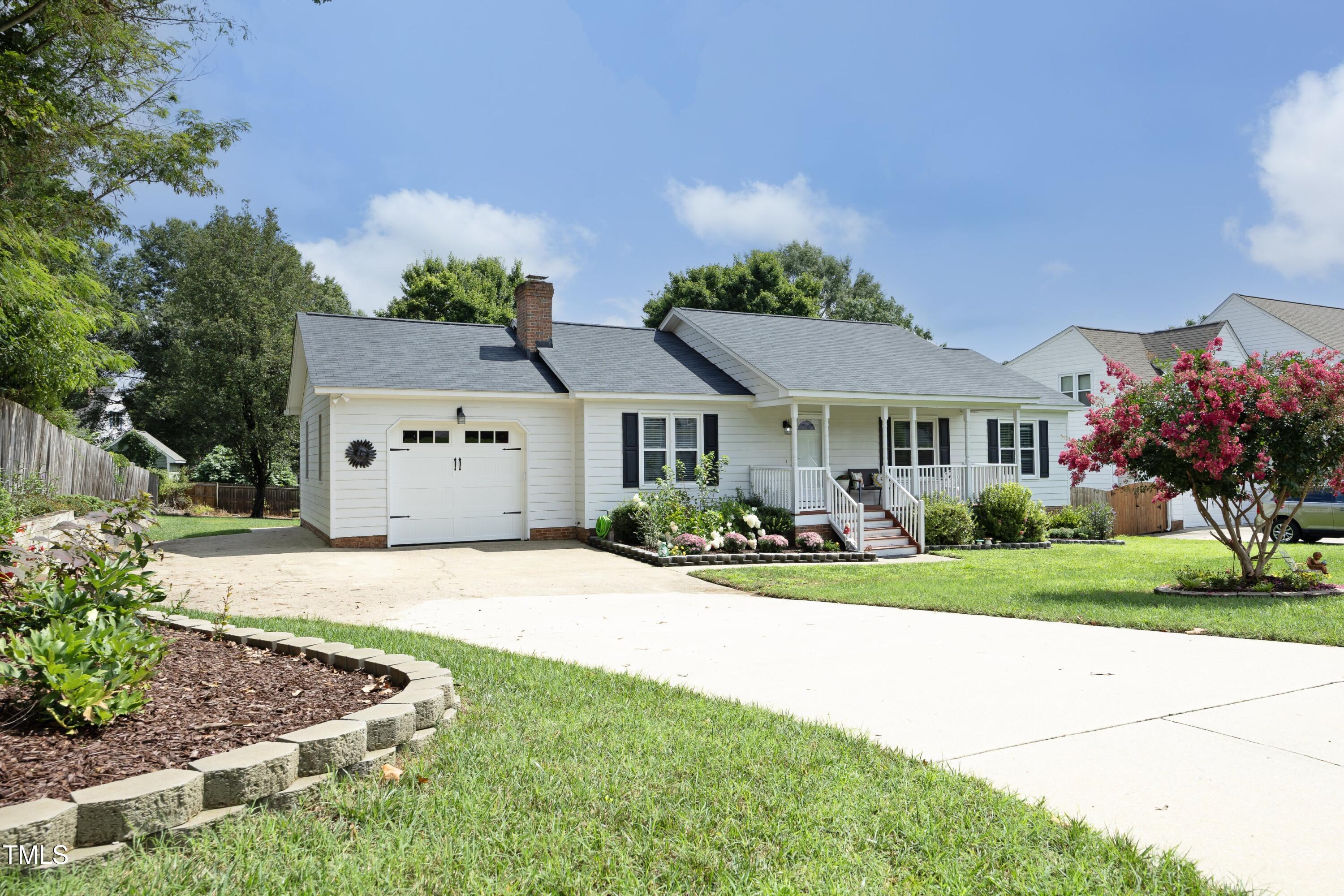 1125 Buttercup Lane Property Photo 1