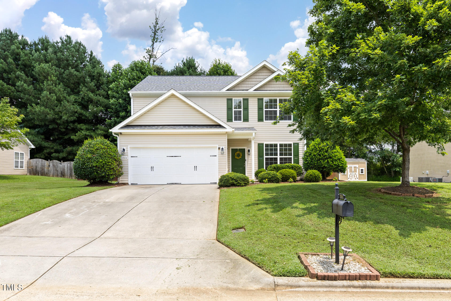 3864 Northrop Drive Property Photo 1
