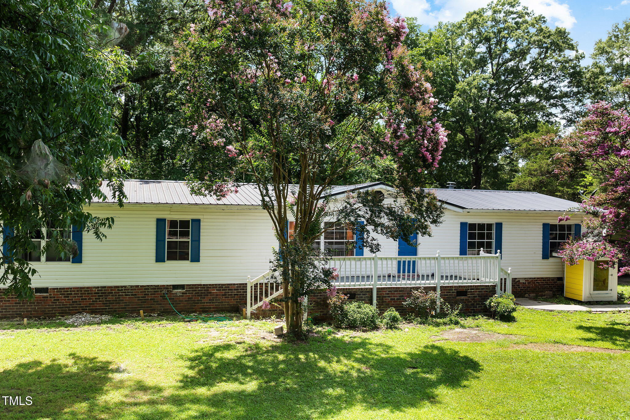 202 Cooper Street Property Photo 1