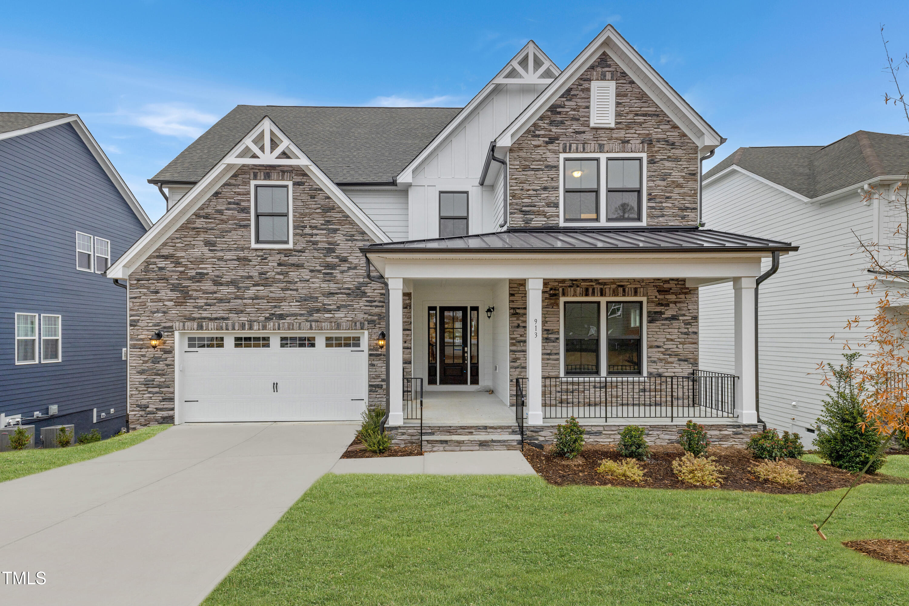 2204 Yumeewarra Drive Property Photo 1