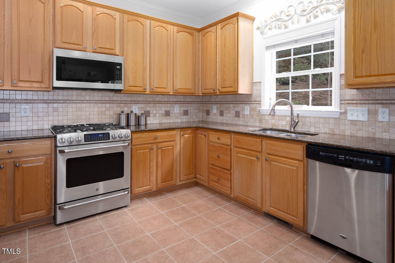1059 Torrence Drive Property Photo 7