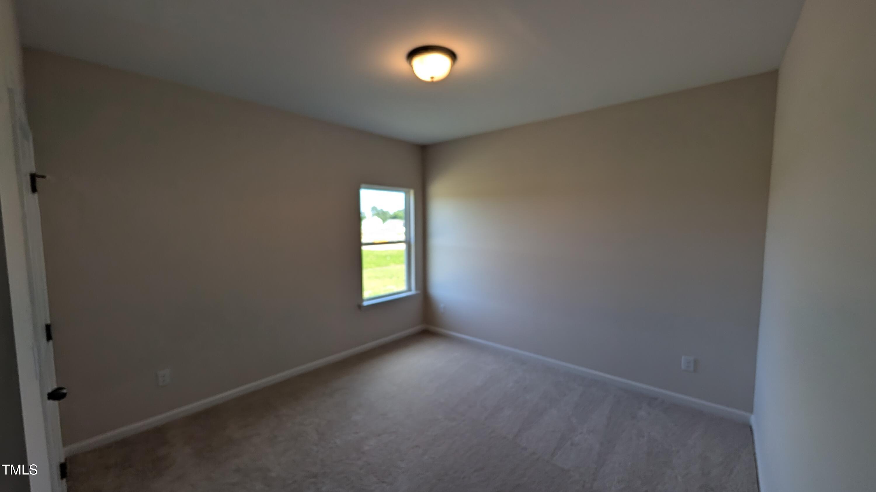 208 Saxony Drive Property Photo 4