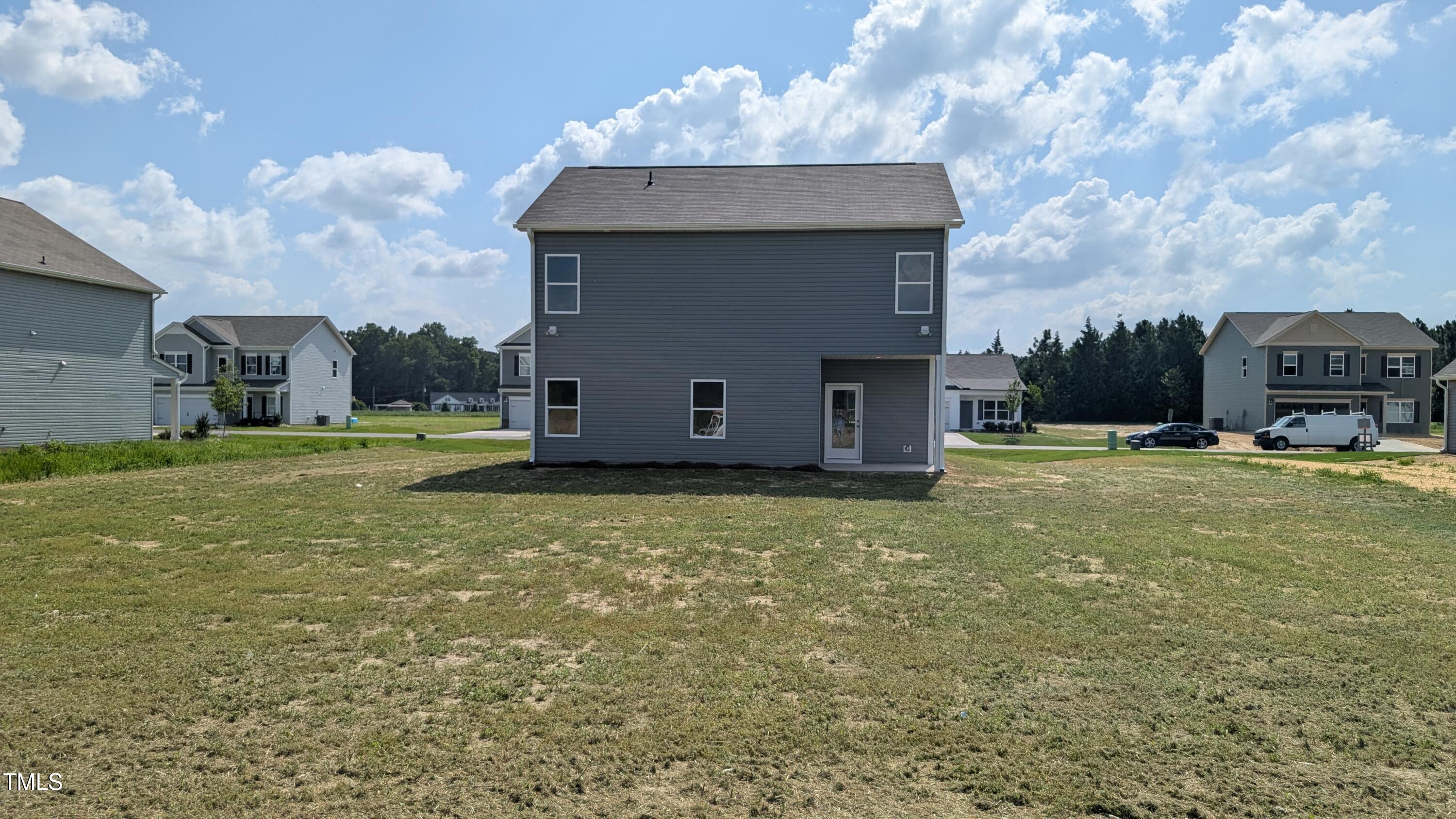208 Saxony Drive Property Photo 14
