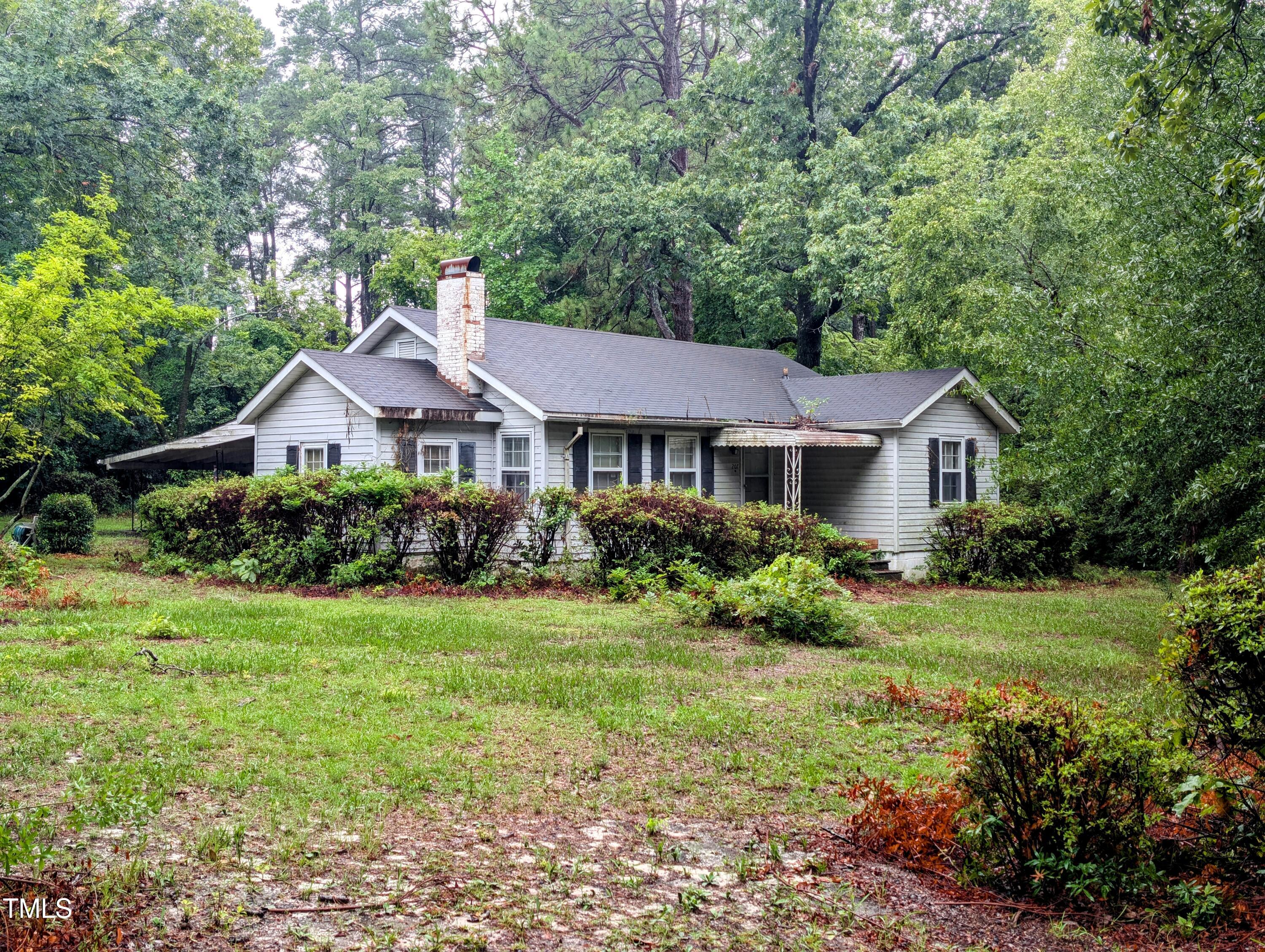 207 Country Club Drive # 2 Property Photo 1