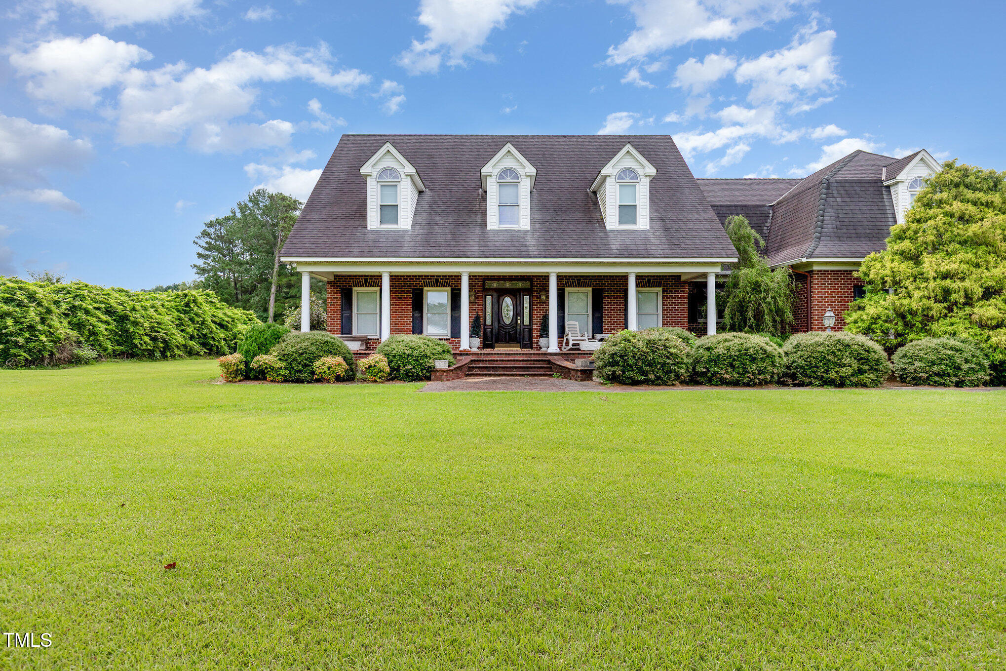 1526 Jonesboro Road Property Photo 1