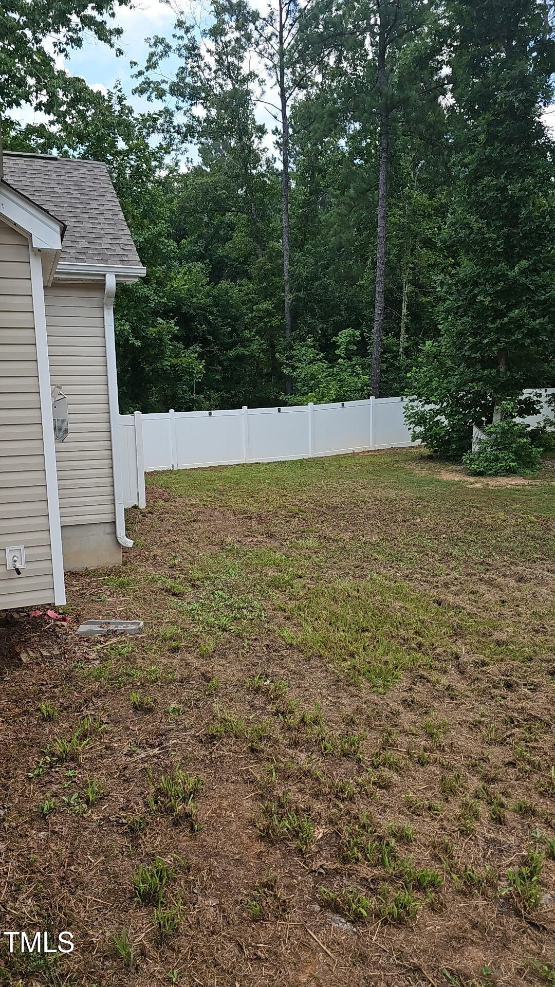 20 Issy Hawk Way Property Photo 5