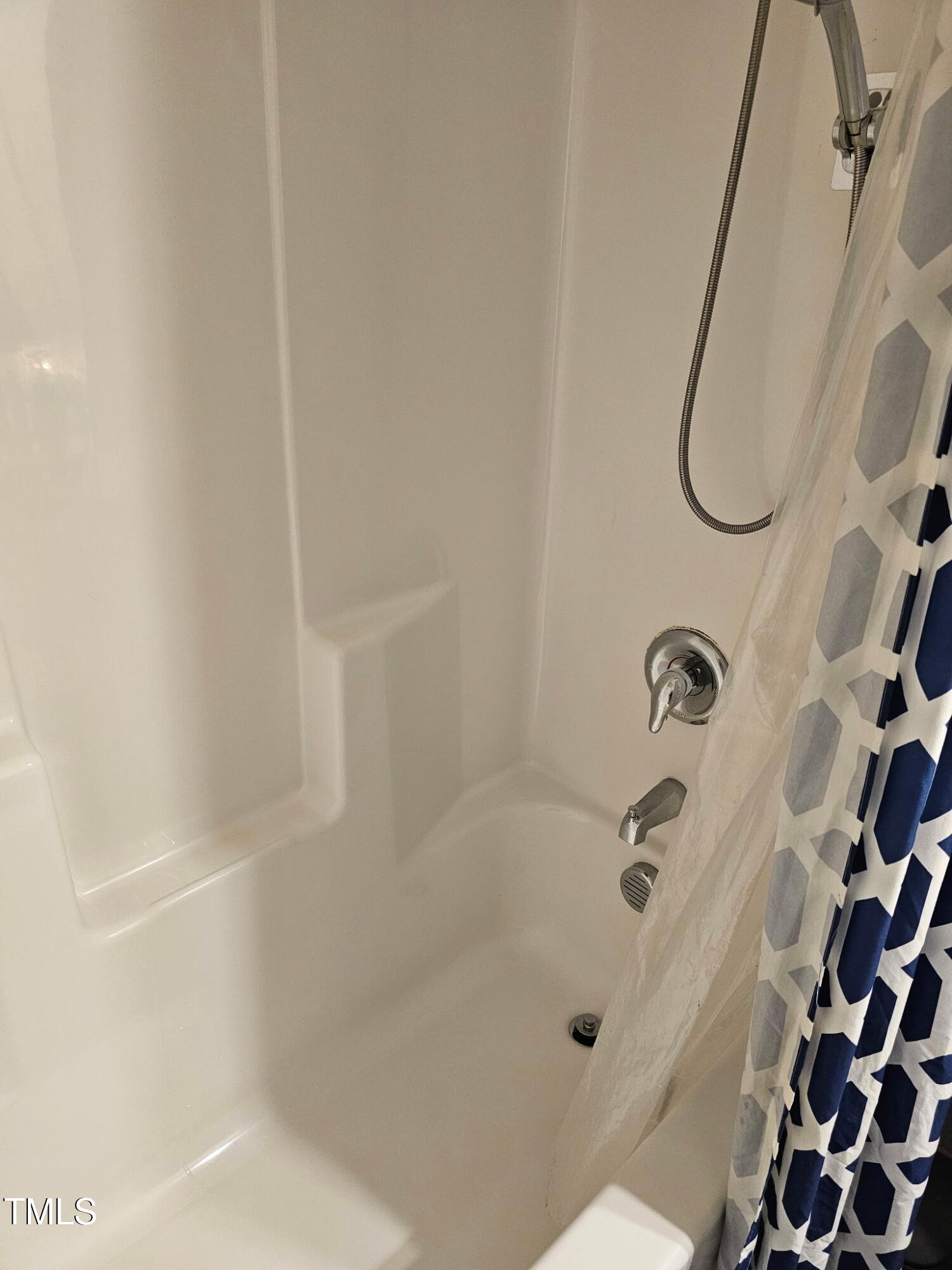 20 Issy Hawk Way Property Photo 17