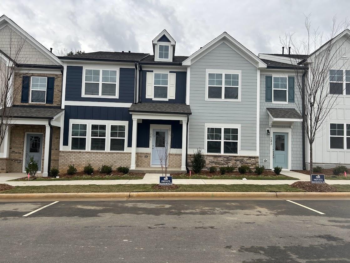 241 Ribbon Rail Street Property Photo 1