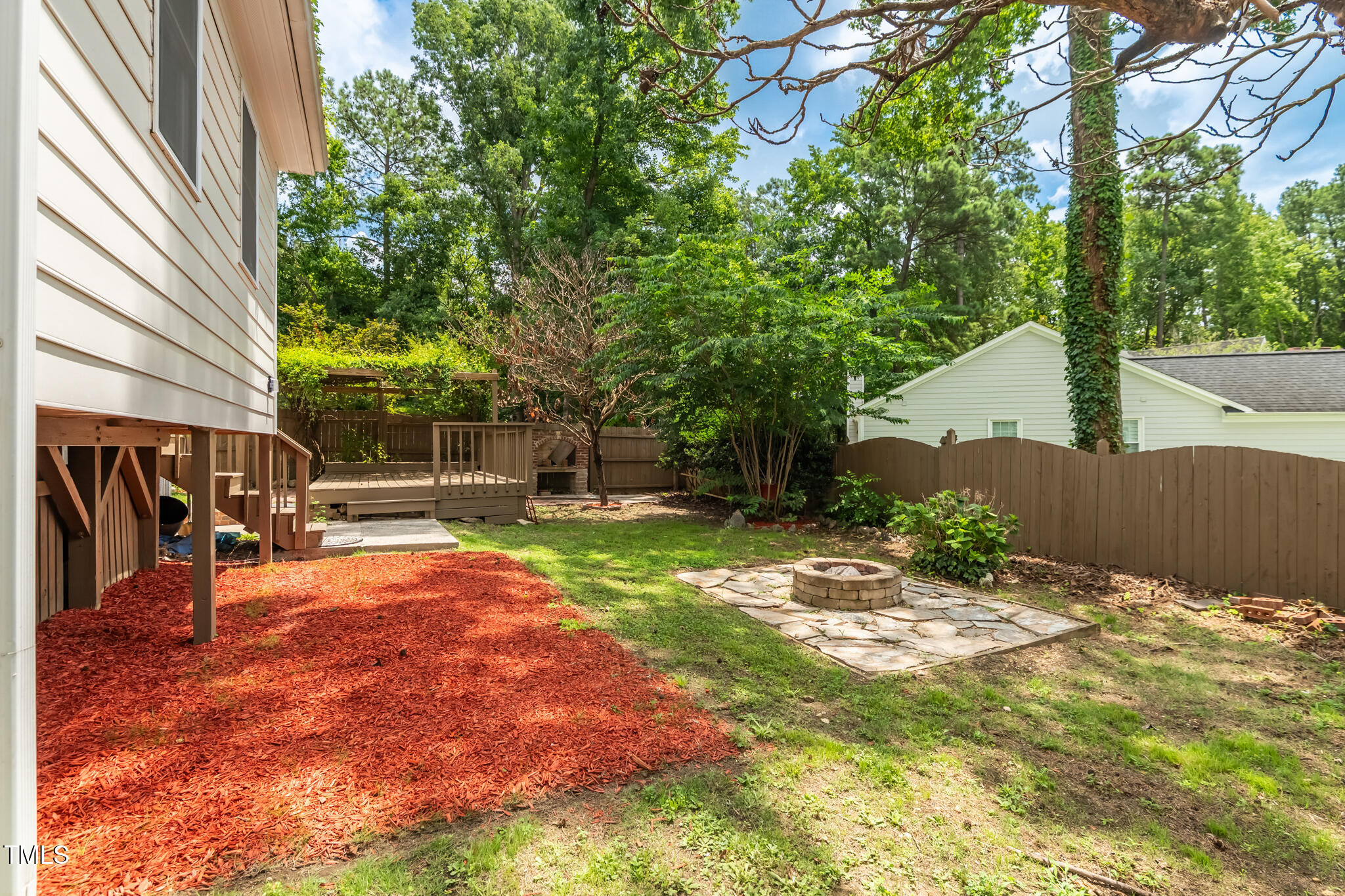 2516 Constitution Drive Property Photo 42