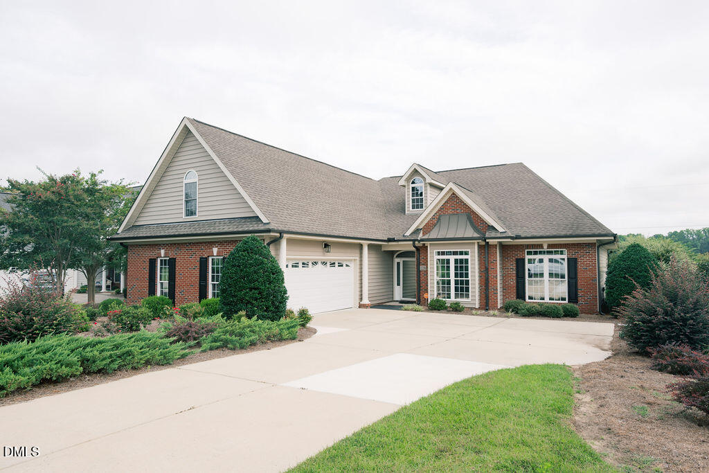 128 Crescent Drive Property Photo 1