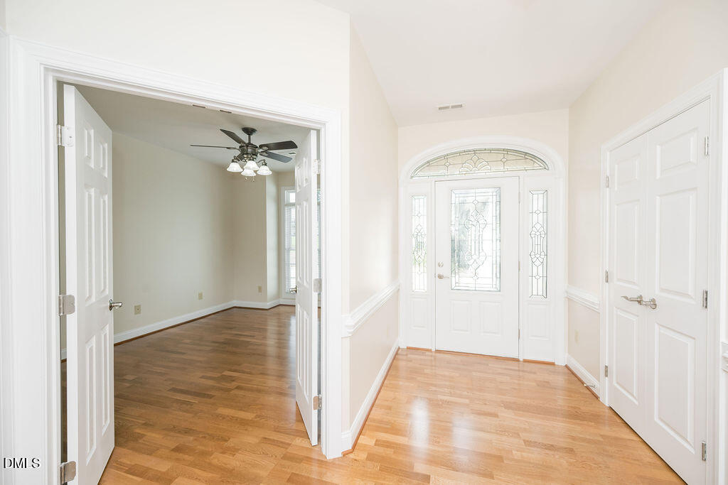 128 Crescent Drive Property Photo 4