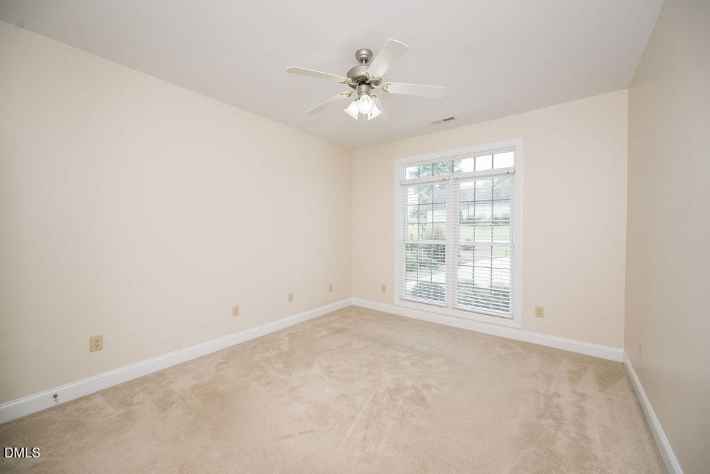 128 Crescent Drive Property Photo 18