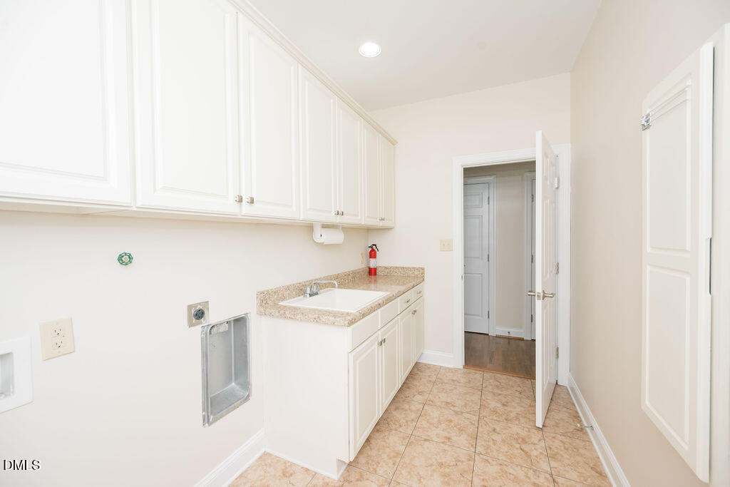 128 Crescent Drive Property Photo 32