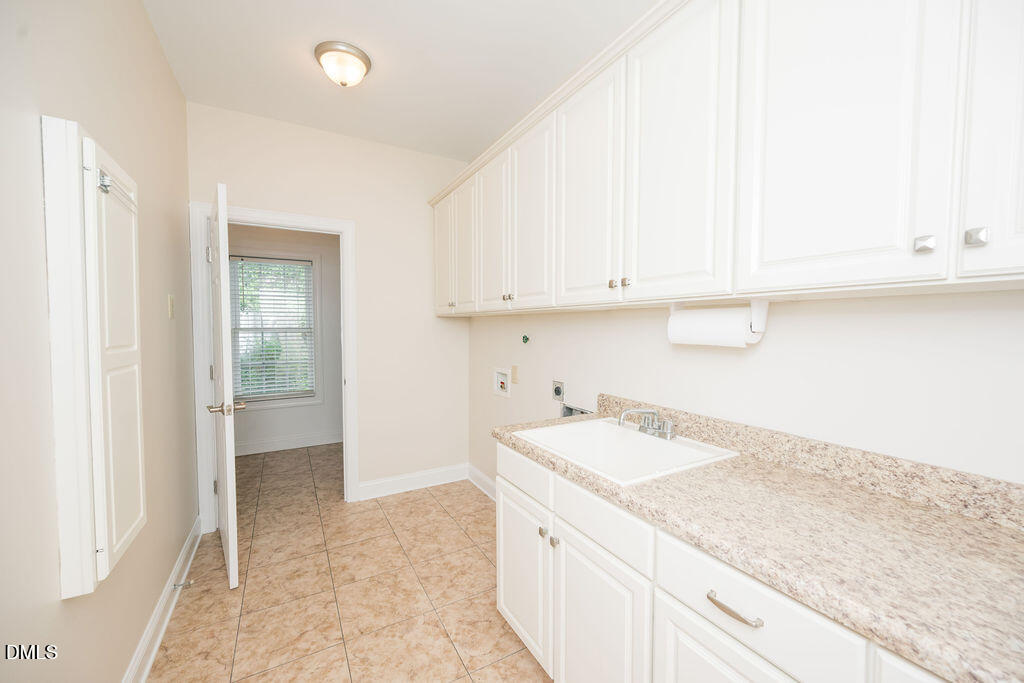 128 Crescent Drive Property Photo 33