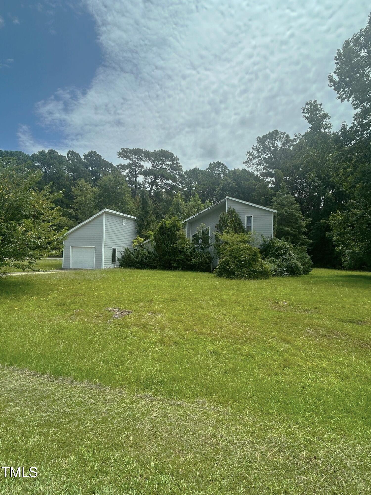 200 Saddlewood Drive Property Photo 2