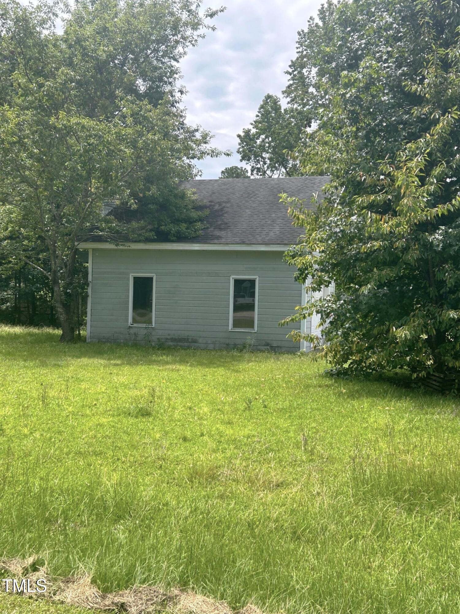200 Saddlewood Drive Property Photo 3