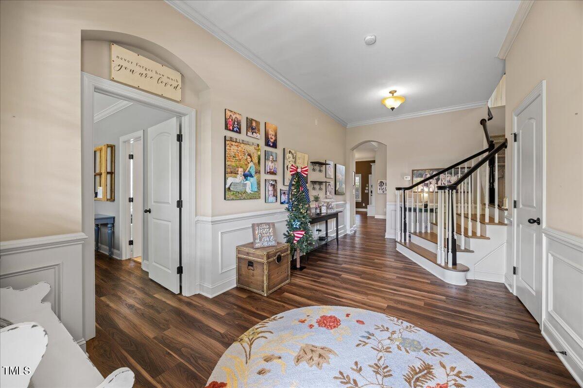 1300 Formal Garden Way Property Photo 7