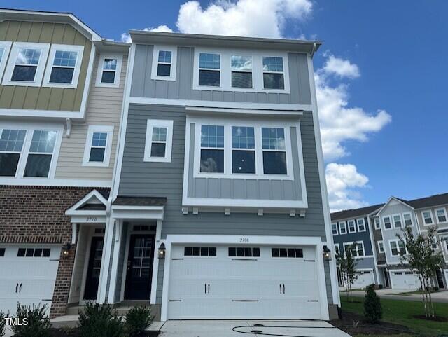 2708 Hunter Woods Drive # 635 Property Photo 1