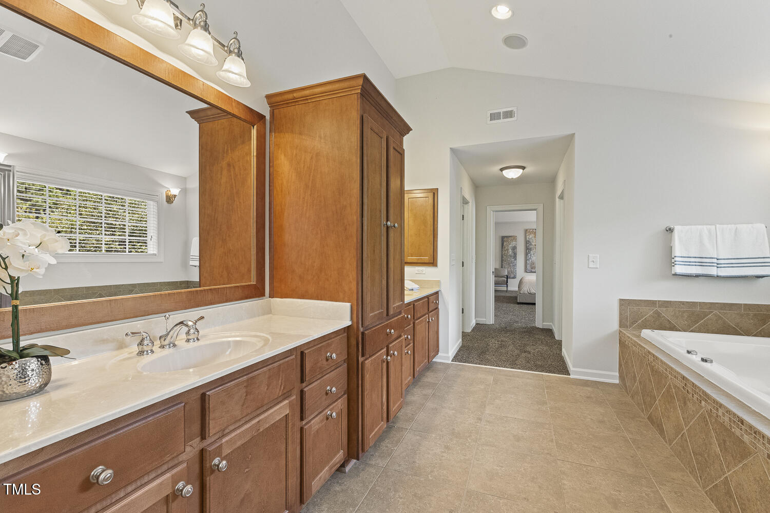 213 Cross Oaks Place Property Photo 53
