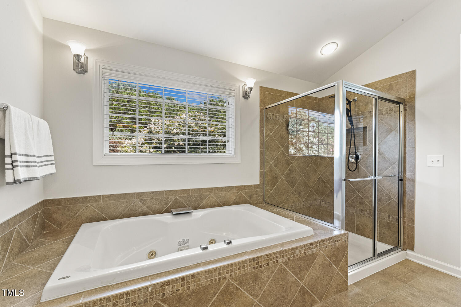 213 Cross Oaks Place Property Photo 54