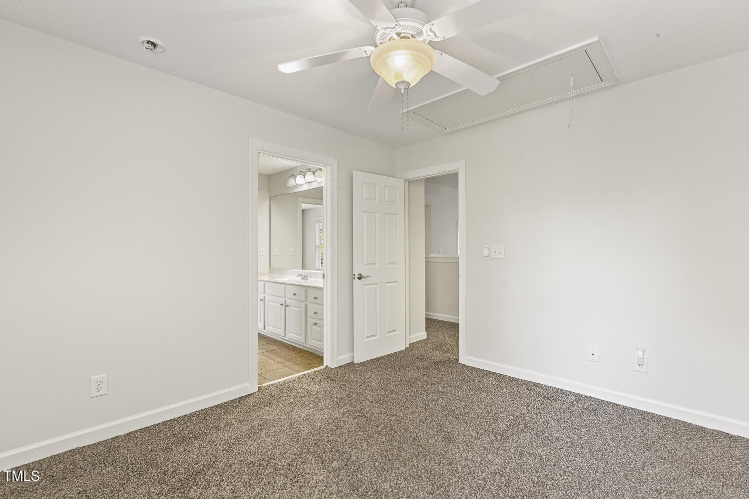 213 Cross Oaks Place Property Photo 62