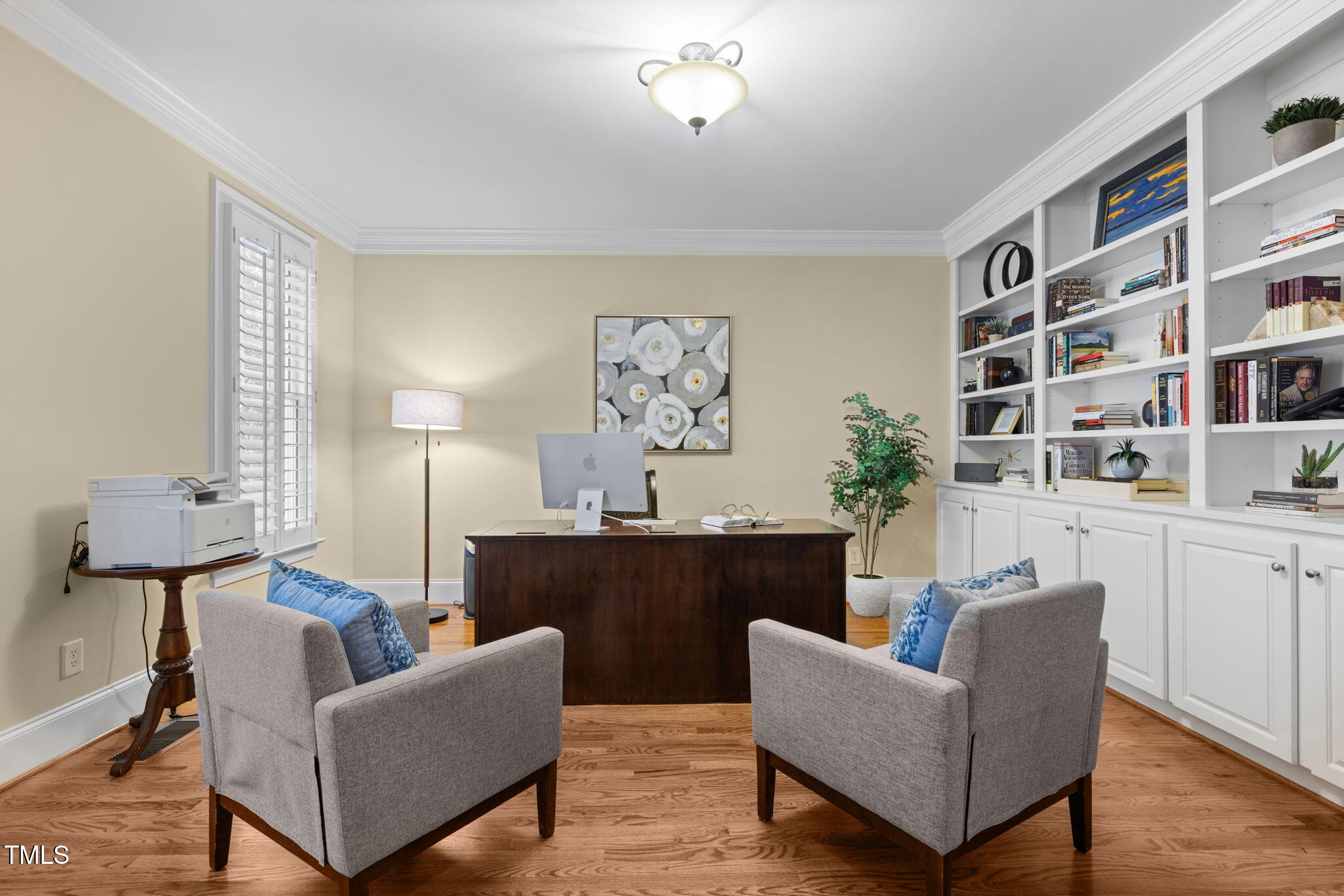 341 Oxfordshire Lane Property Photo 9