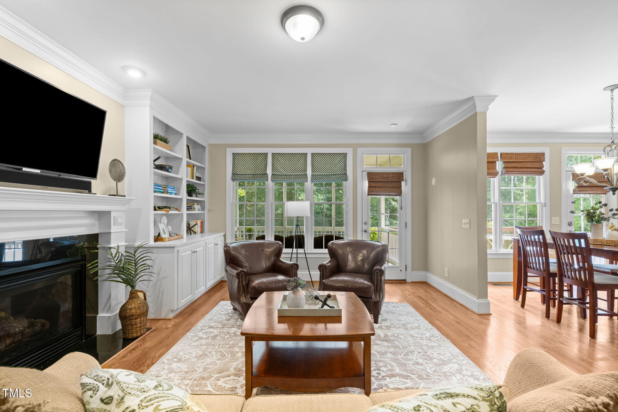 341 Oxfordshire Lane Property Photo 12