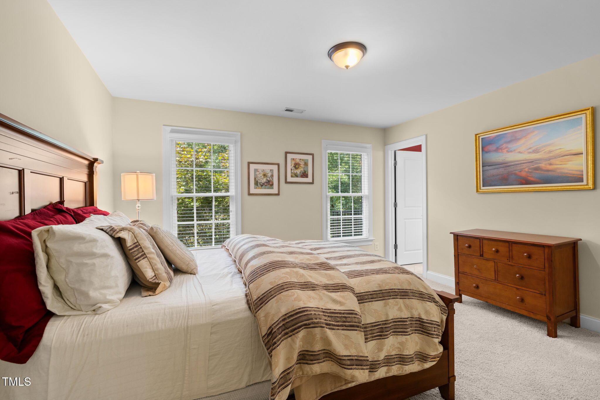 341 Oxfordshire Lane Property Photo 31