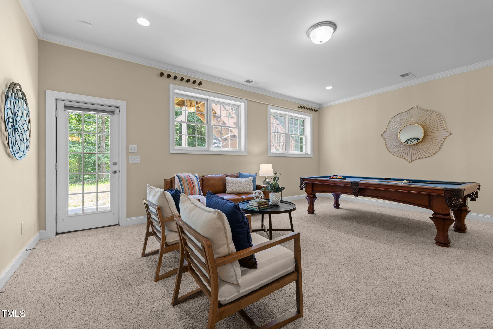 341 Oxfordshire Lane Property Photo 35