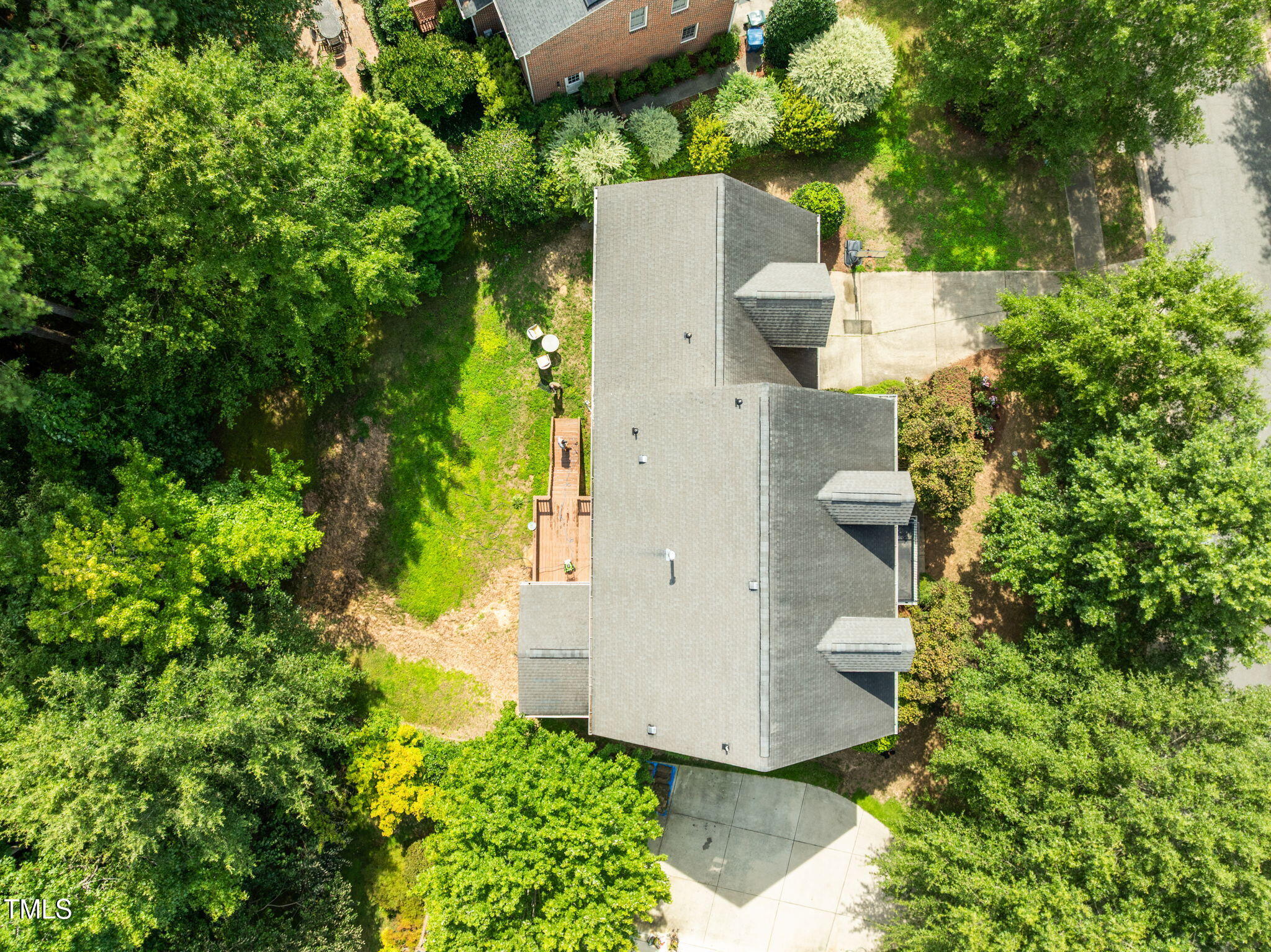 341 Oxfordshire Lane Property Photo 42