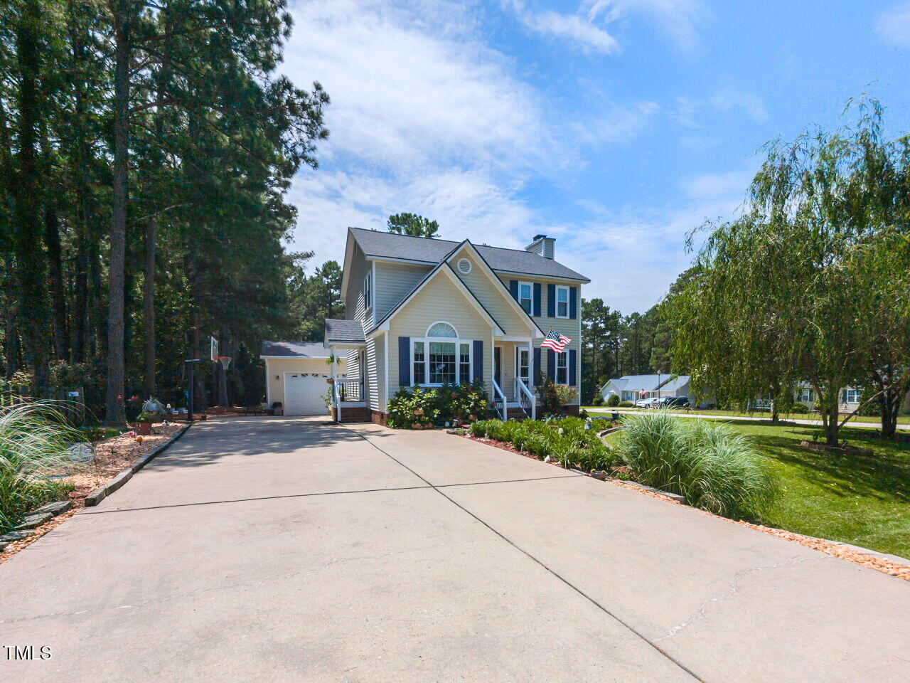 1813 Middle Ridge Drive