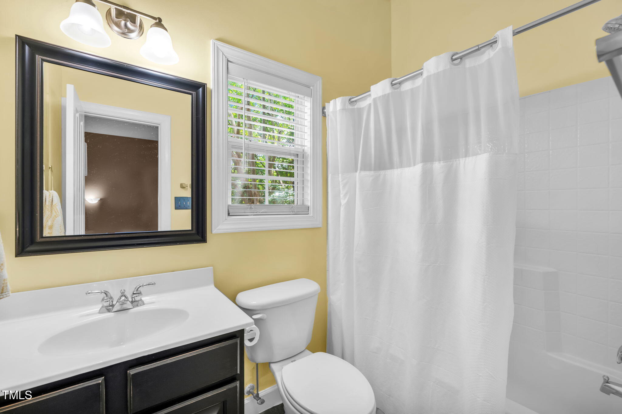 2921 Imperial Oaks Drive Property Photo 24