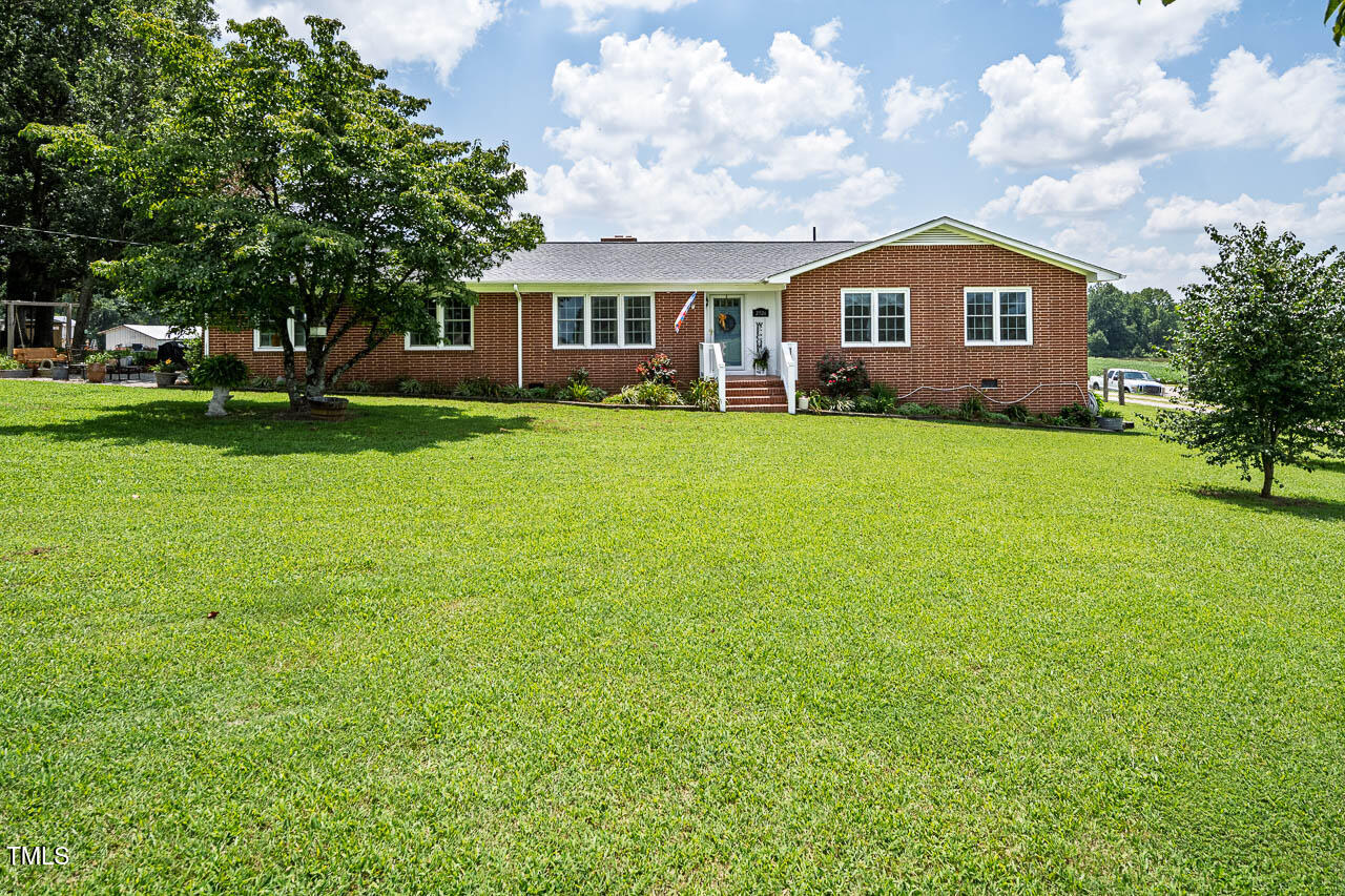 2526 Warrenton Road Property Photo 1