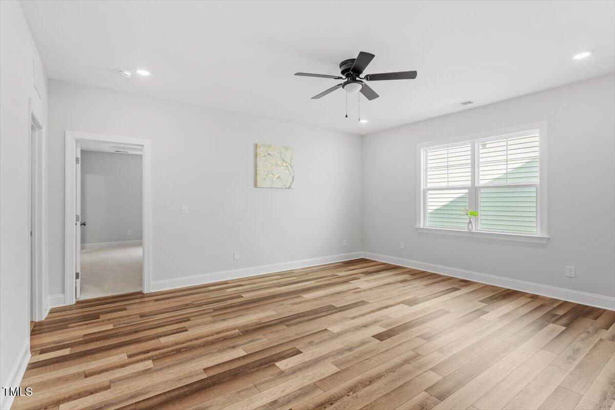 2264 Jollay Street Property Photo 28