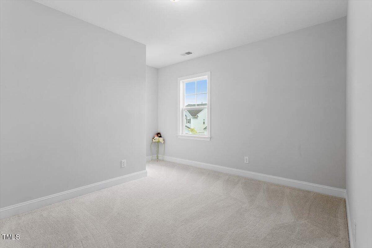 2264 Jollay Street Property Photo 38