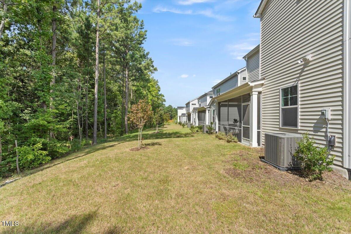 2264 Jollay Street Property Photo 44