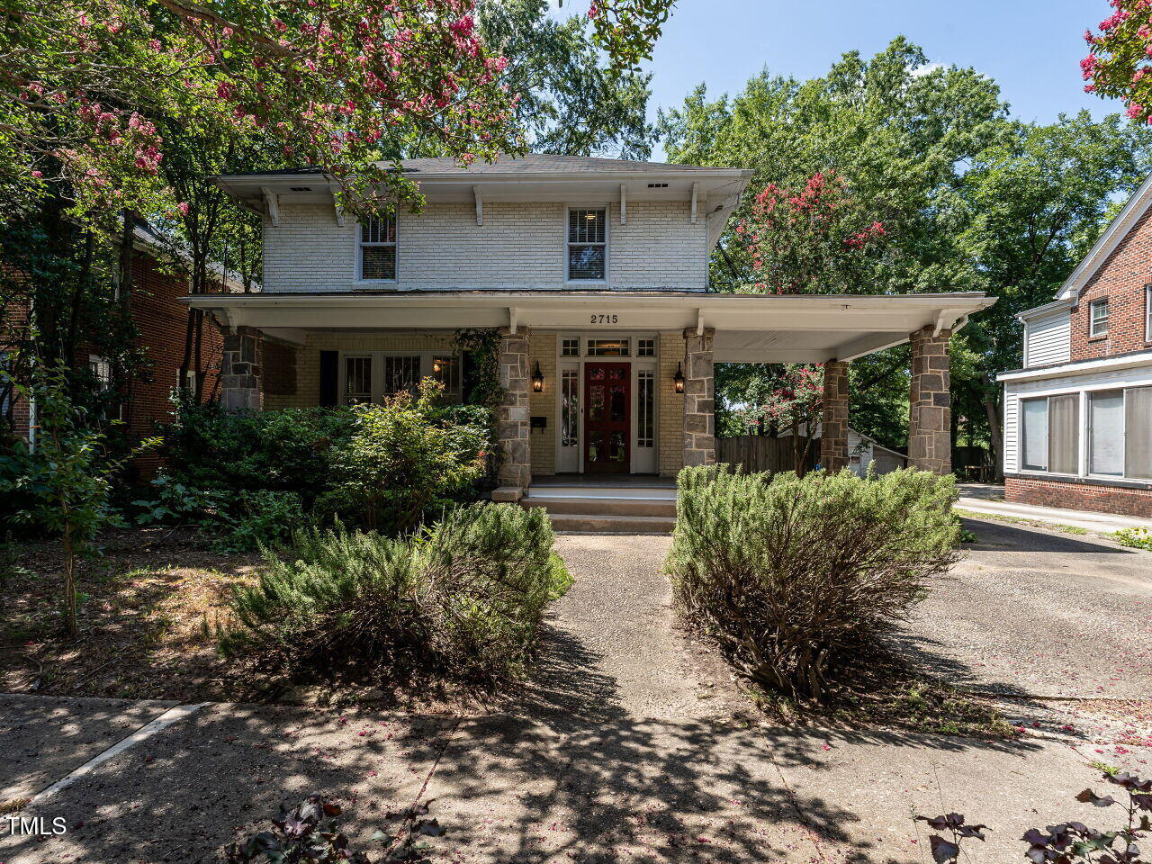 2715 Vanderbilt Avenue Property Photo 1