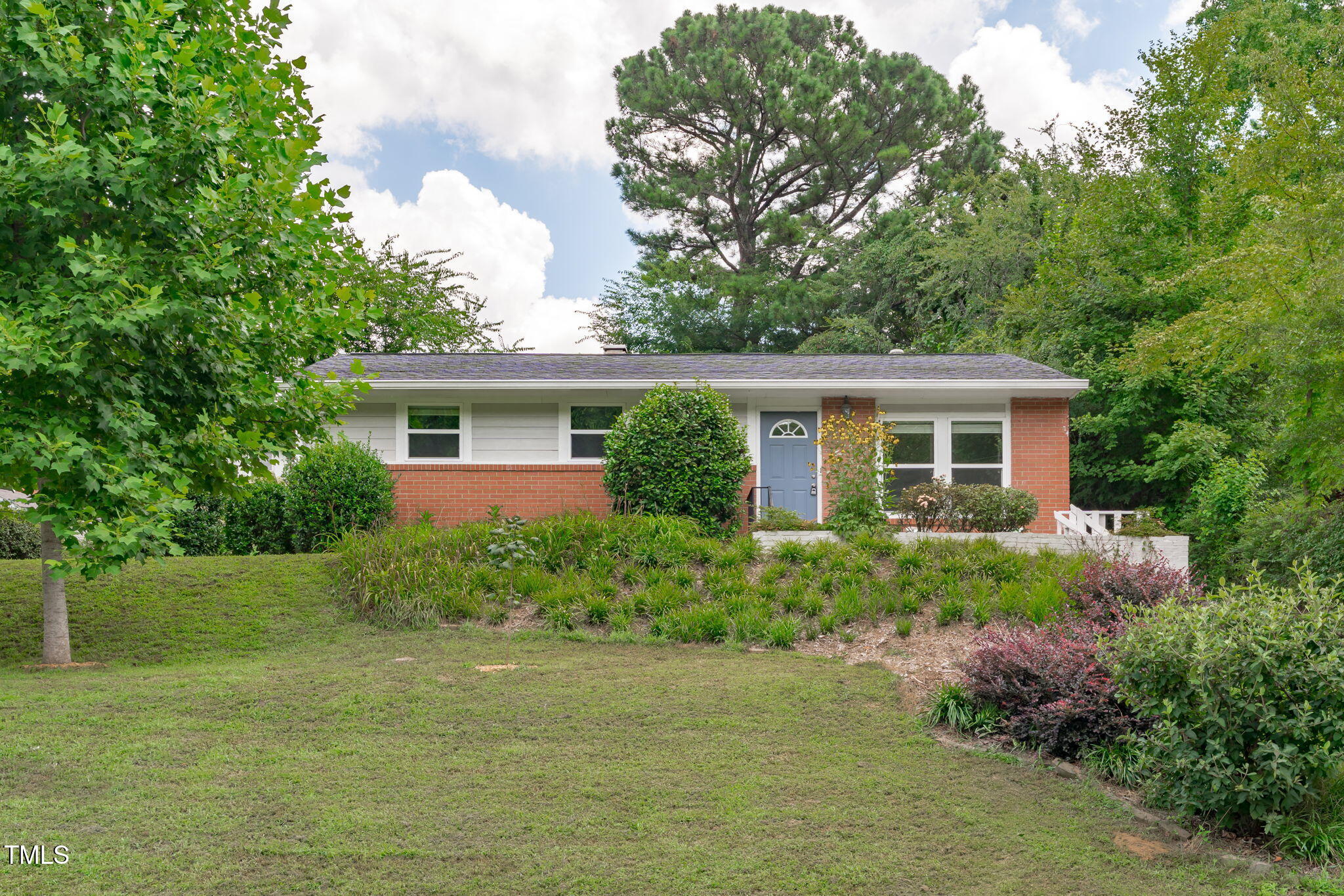 2509 Fitzgerald Drive Property Photo 1