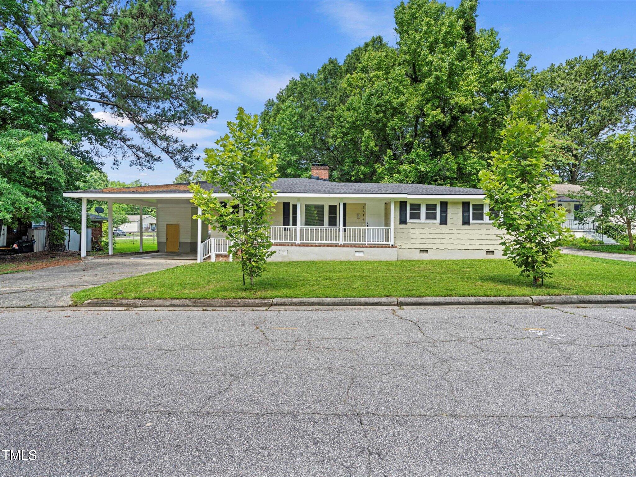2414 Chapin Street Property Photo 1