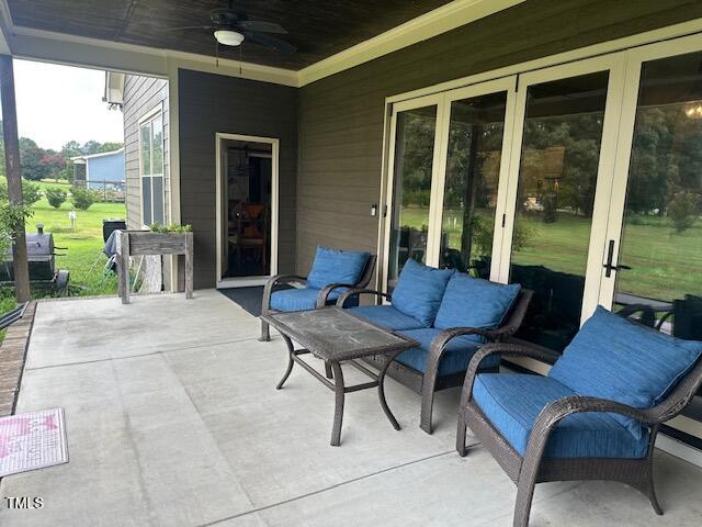 1612 Font Hills Lane Property Photo 5