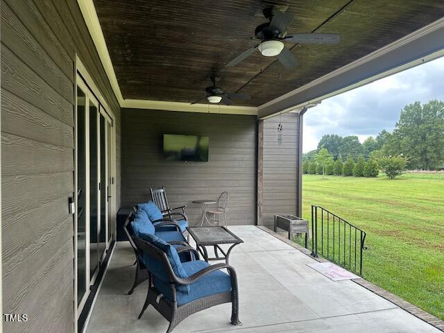 1612 Font Hills Lane Property Photo 6