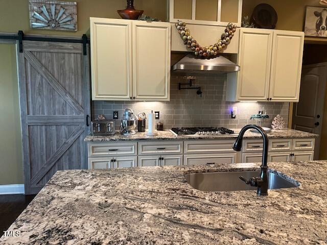 1612 Font Hills Lane Property Photo 10