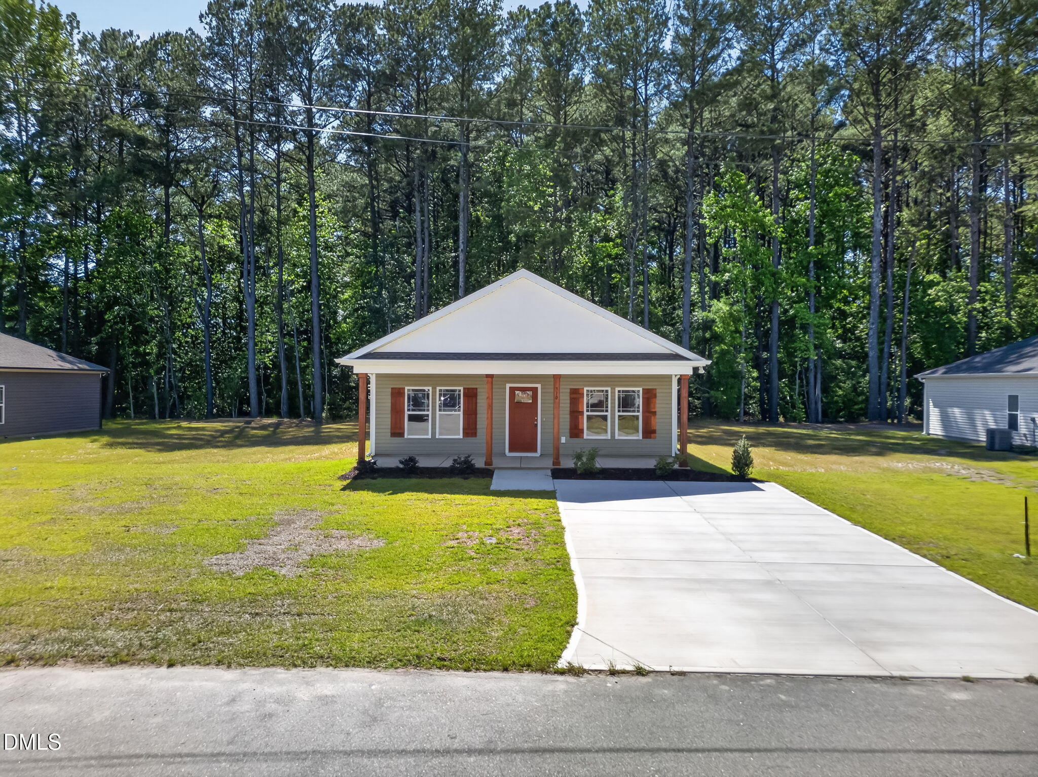 310 S Eastwood Drive (lot 10) Property Photo 36