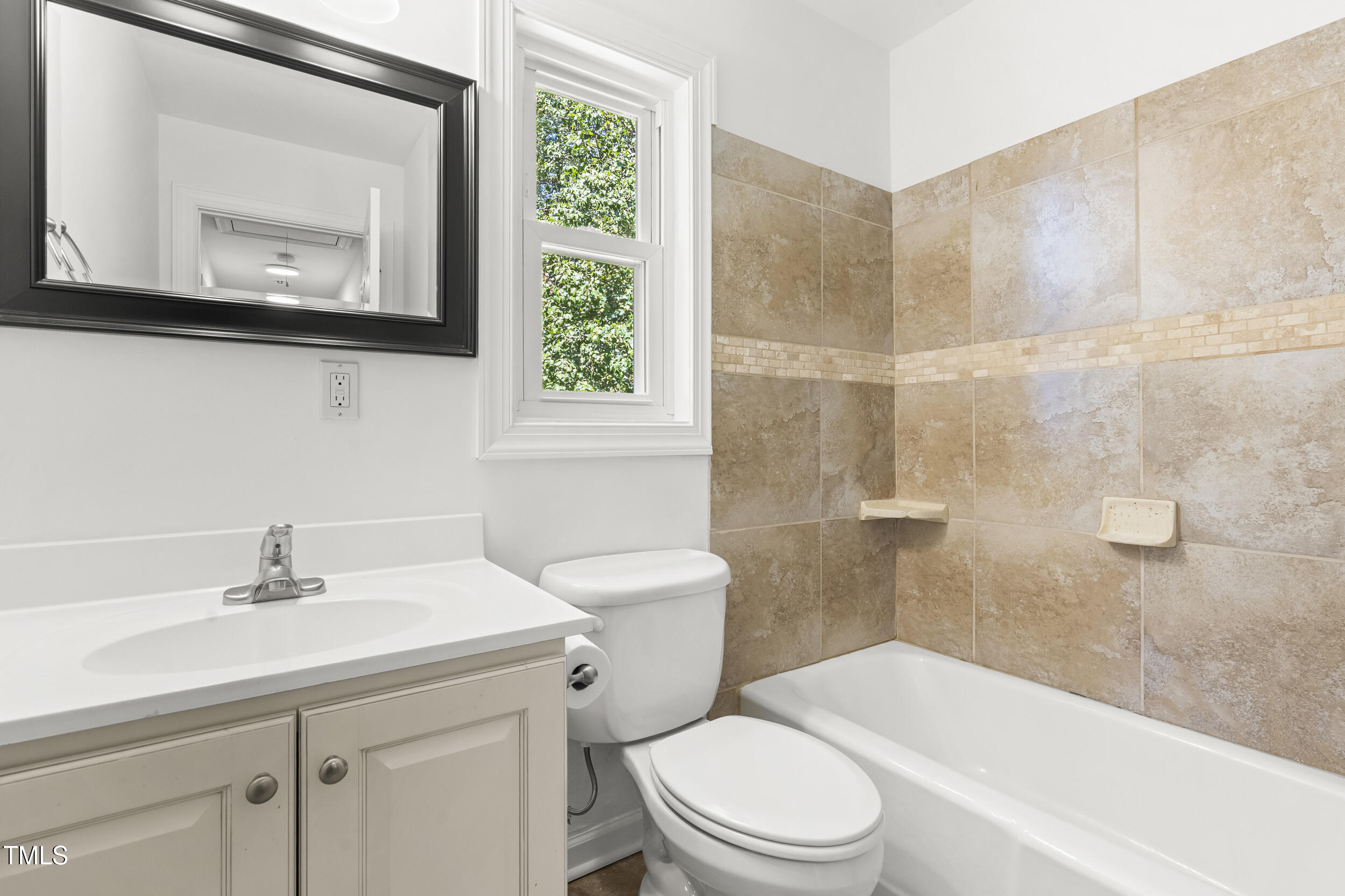 4909 Baylor Court Property Photo 27