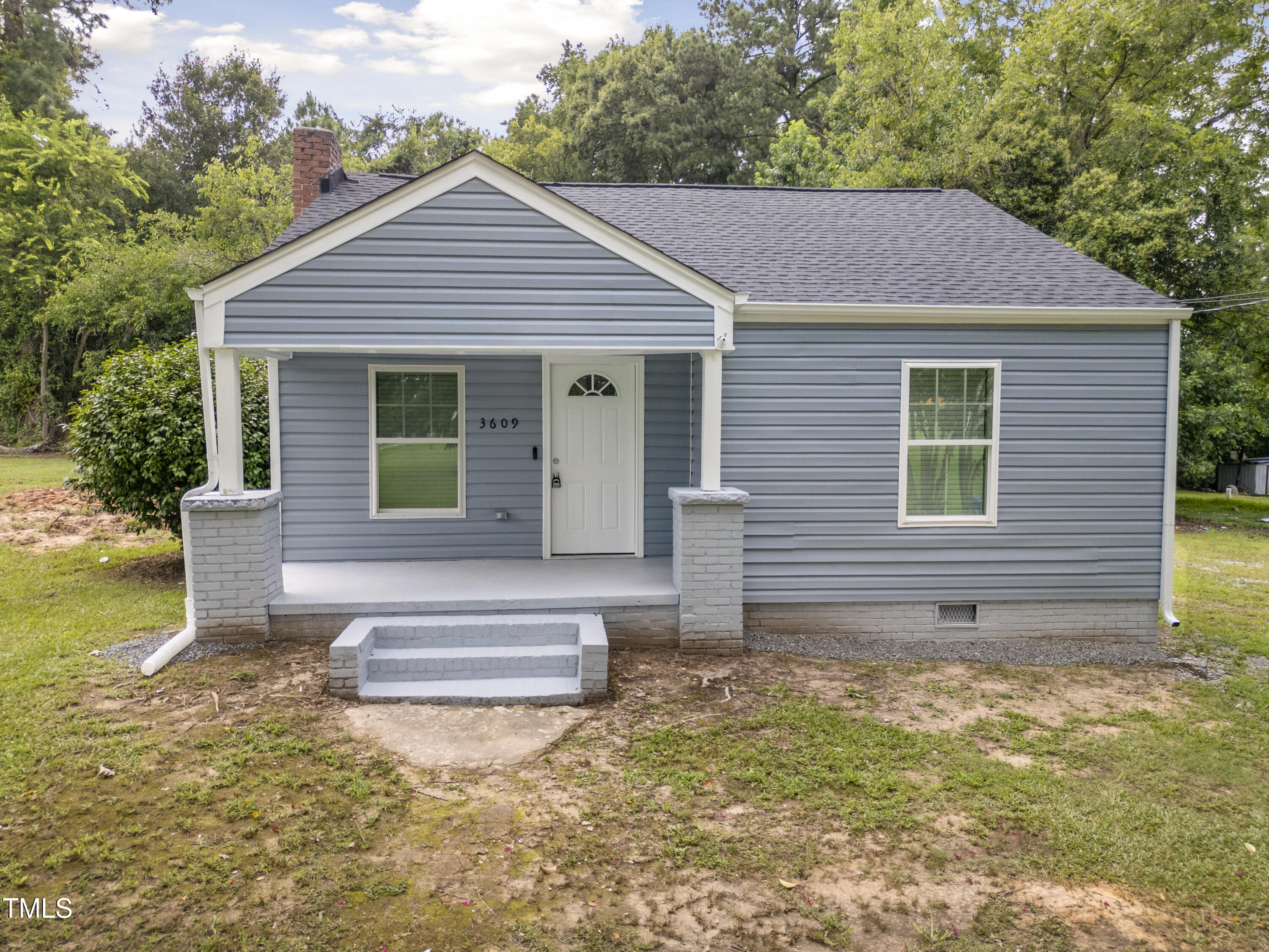 3609 Cub Creek Road Property Photo 1