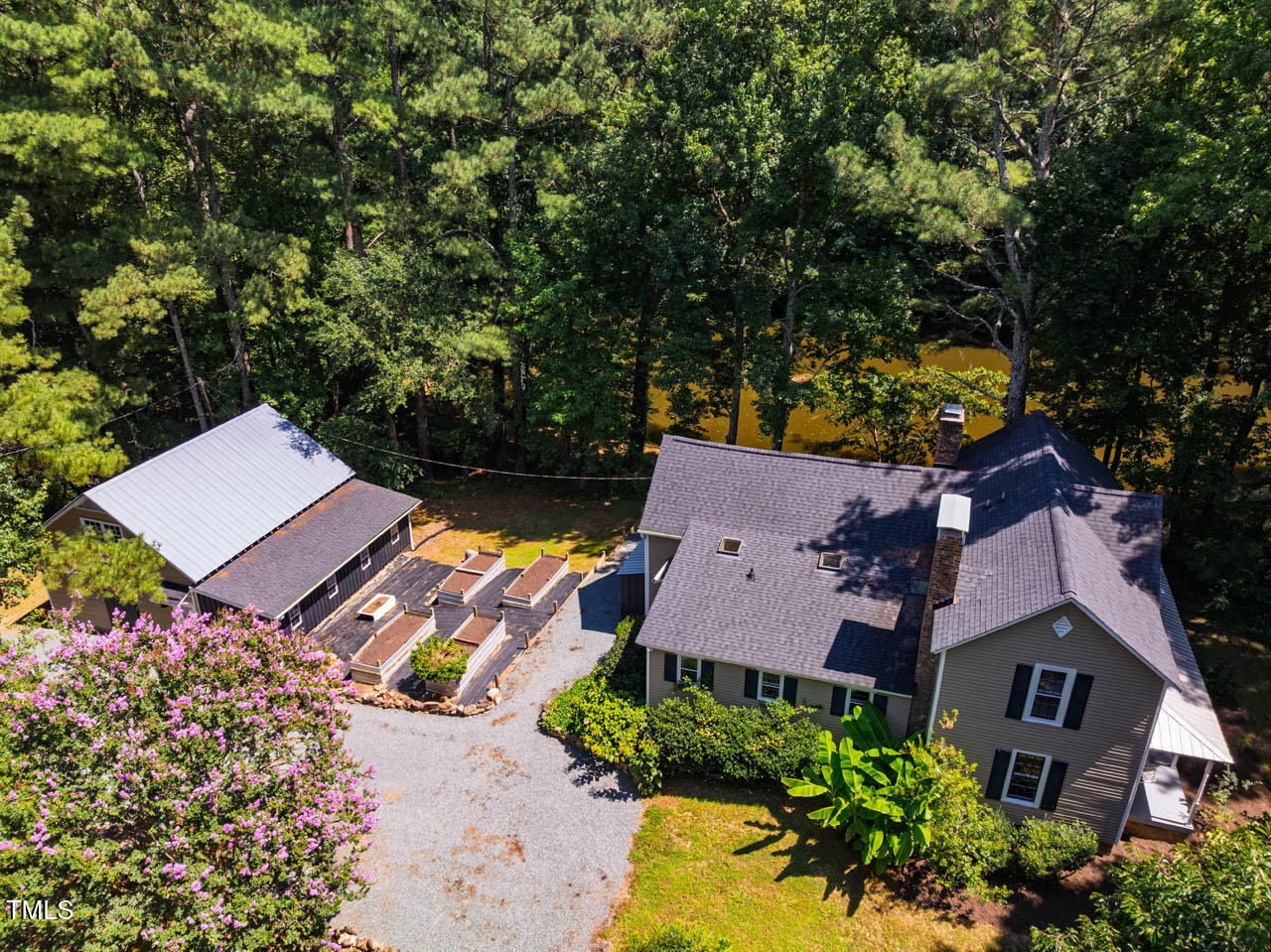 6578 Us 15-501 N Property Photo 1