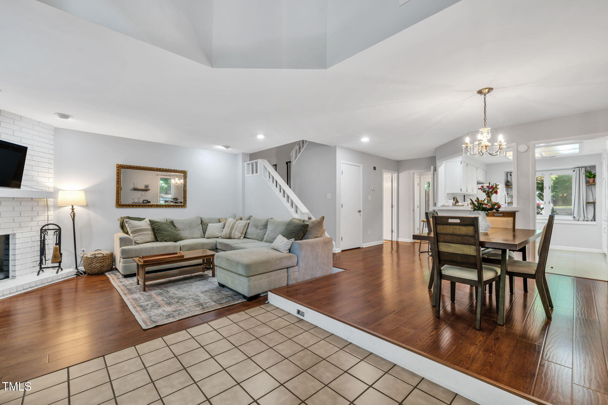 4401 Shadetree Court Property Photo 13